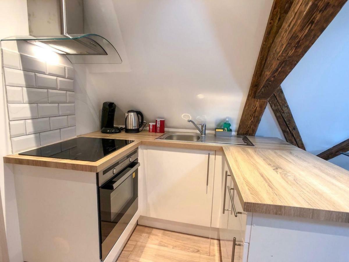 Beauty & The Beast - Old Town Cosy Apartments Колмар Екстериор снимка
